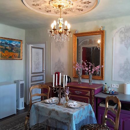 Appartement De Ville Medievale Vinca ภายนอก รูปภาพ
