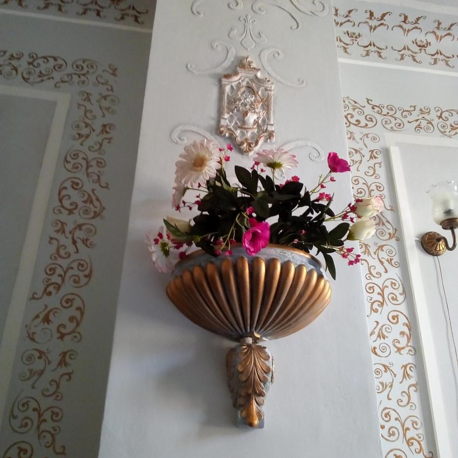 Appartement De Ville Medievale Vinca ภายนอก รูปภาพ