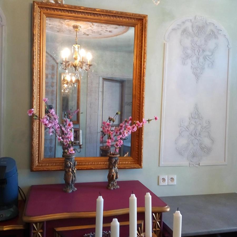 Appartement De Ville Medievale Vinca ภายนอก รูปภาพ
